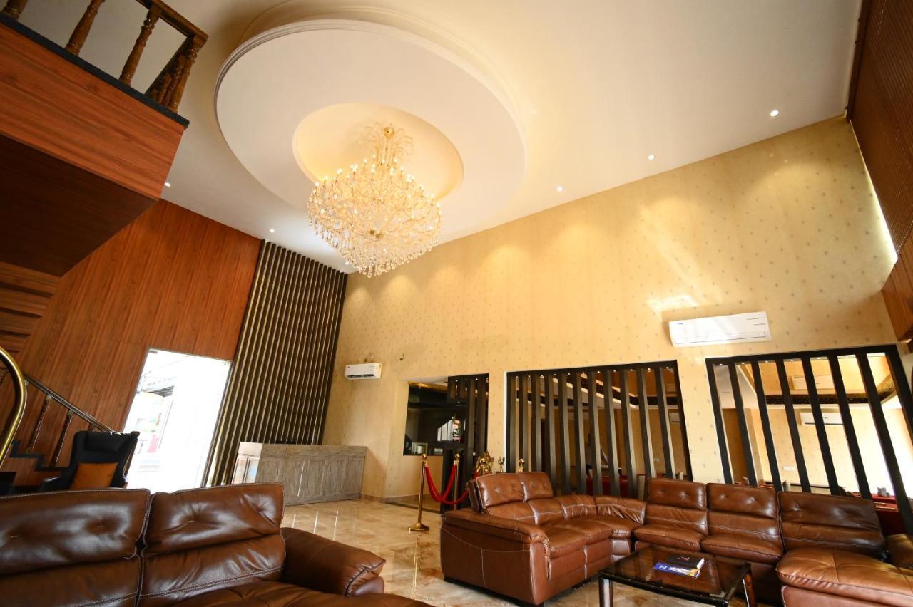 Faith Cricket Club & Resort Bhopal Exterior photo